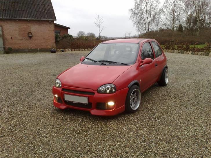 Opel Corsa b - TOTALSKADET billede 2