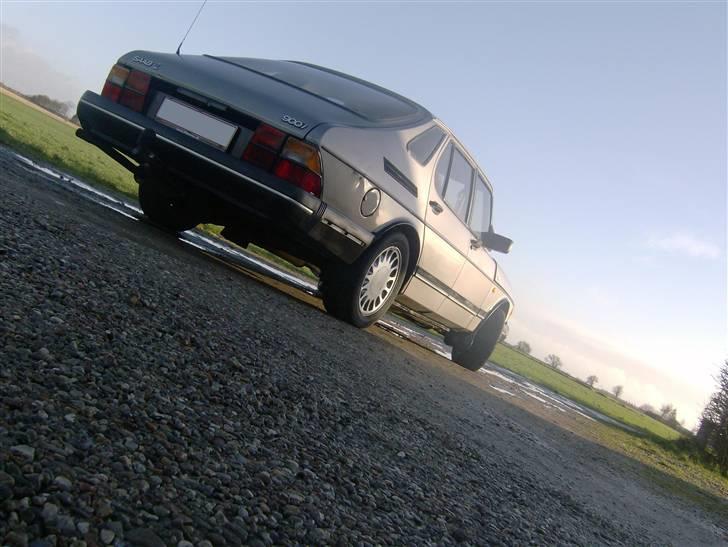 Saab 900i (Er slogt) - Ja, det så min Såb ;) billede 7