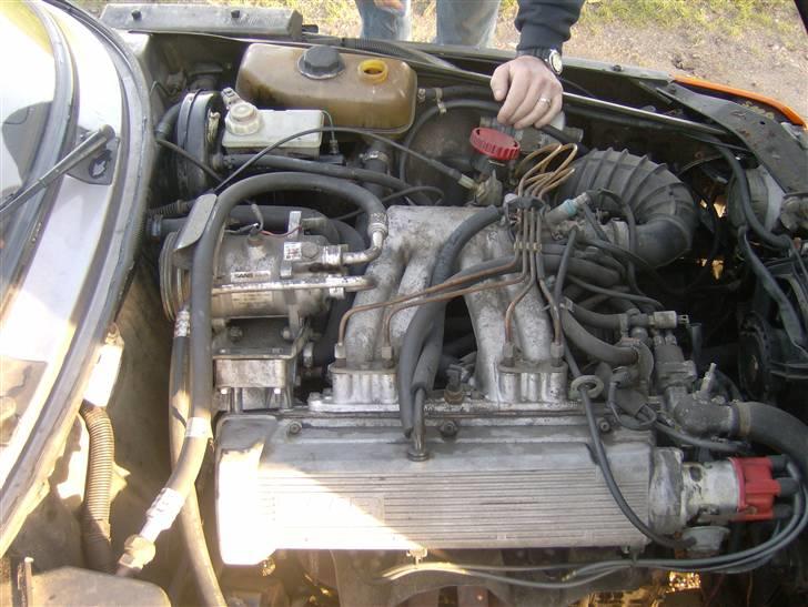 Saab 900i (Er slogt) - Fin motor når man tænker på den har kørt 473.xxxkm billede 12