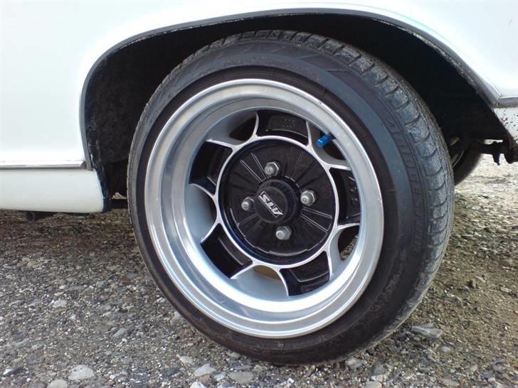 Opel Kadett B SOLGT! - ATS classic 13x8". Synes de klær´ bilen godt. Med poleret kant.   billede 18