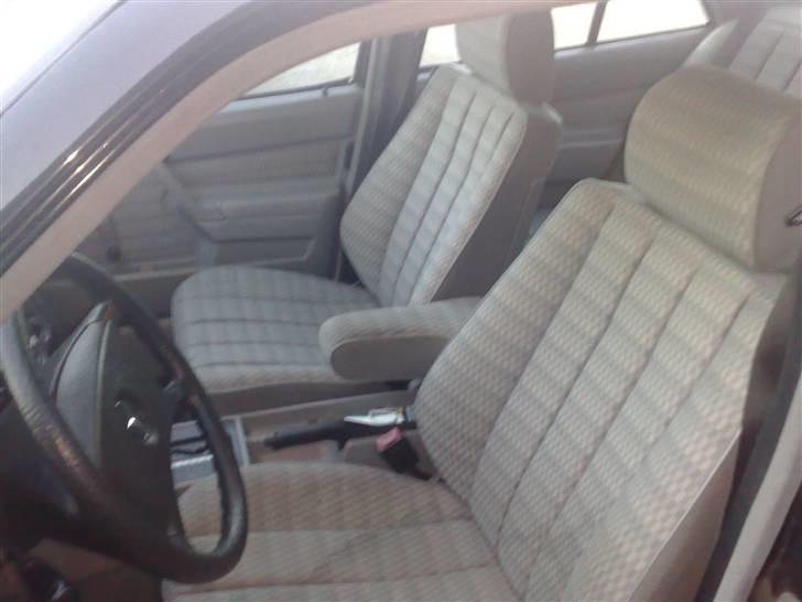 Mercedes Benz 190D*SOLGT* billede 10