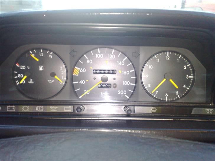 Mercedes Benz 190D*SOLGT* billede 11