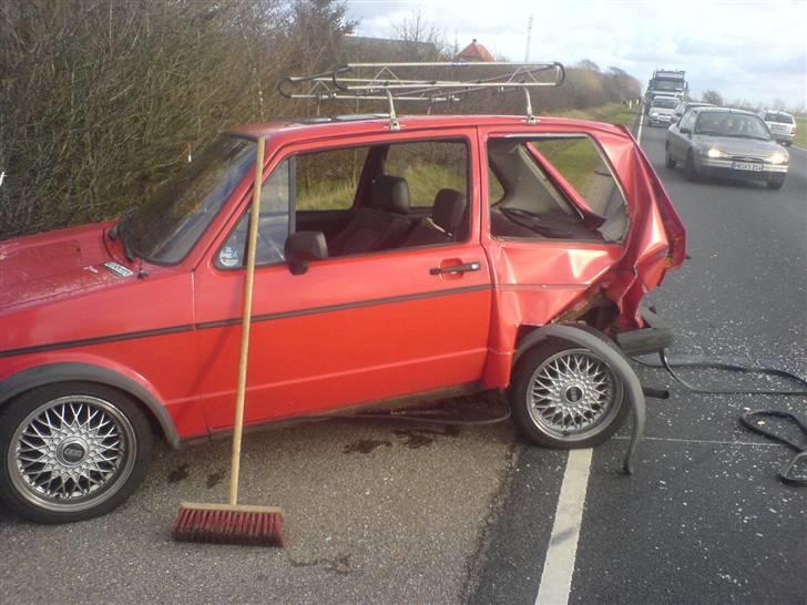 VW Golf 1 diesel lx R.I.P billede 19