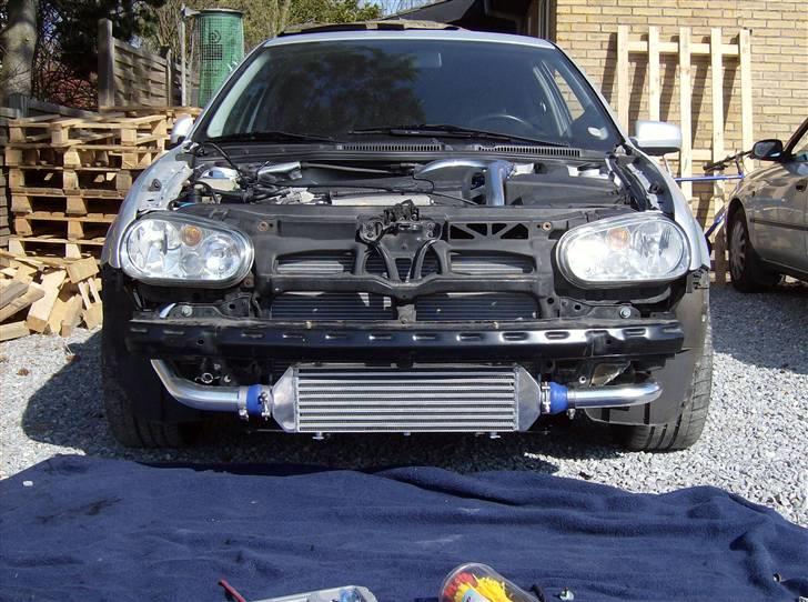 VW Golf 1,8T   Solgt - En lille intercooler skal der til.. billede 10