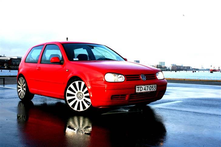 VW Golf IV  SOLGT billede 1