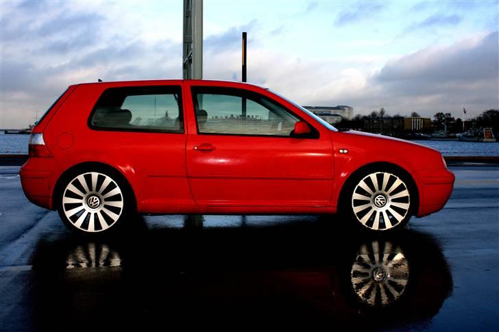 VW Golf IV  SOLGT billede 2