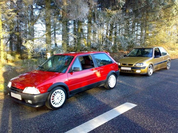 Citroën Saxo VTS (Guld Raketten) - På vej hjem fra silkeborg, med min brors nye AX GTI... billede 13