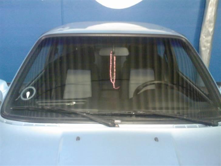 BMW 320i (S O L G T) billede 15