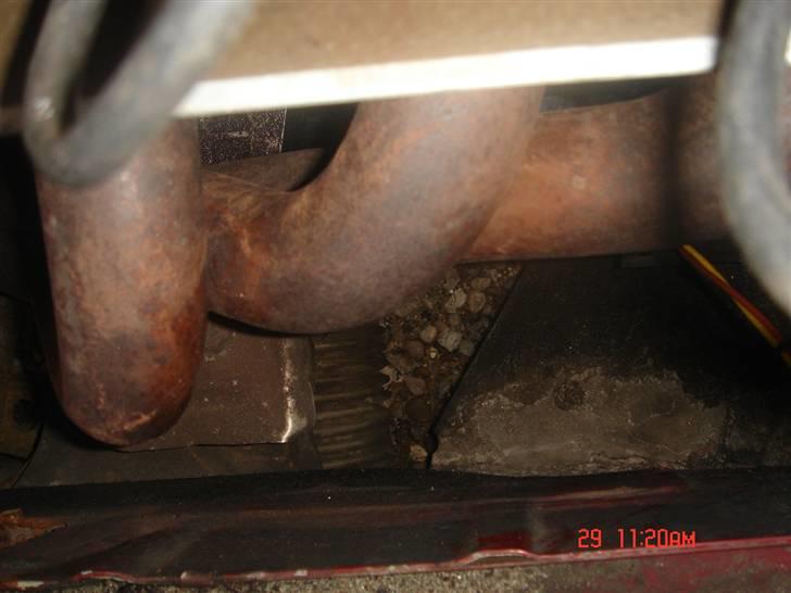 BMW 320i smadret billede 13