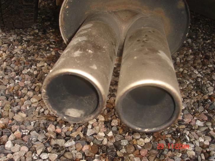 BMW 320i smadret billede 18