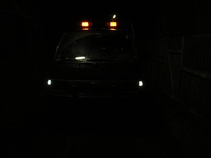 Toyota Hi-ace kort * SOLGT* billede 3