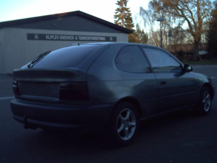 Toyota corolla e10 1,3  billede 8