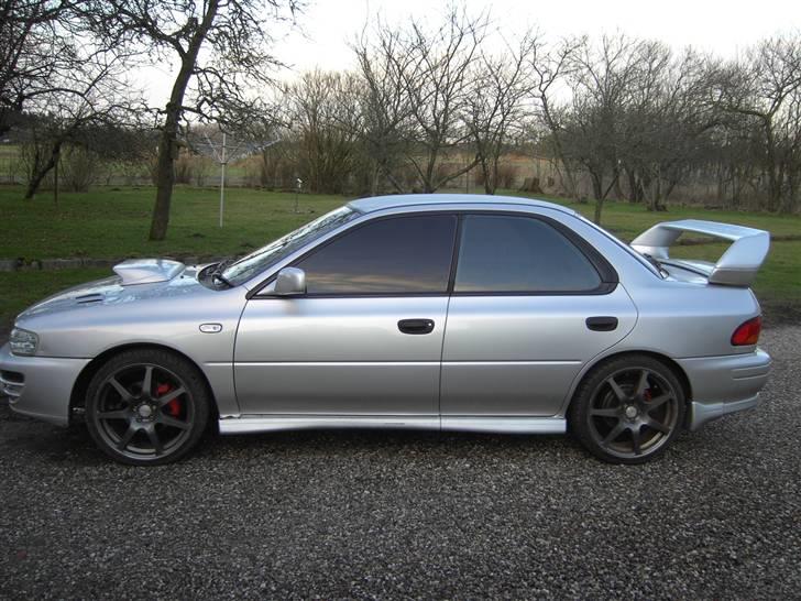 Subaru Impreza - SOLGT billede 1