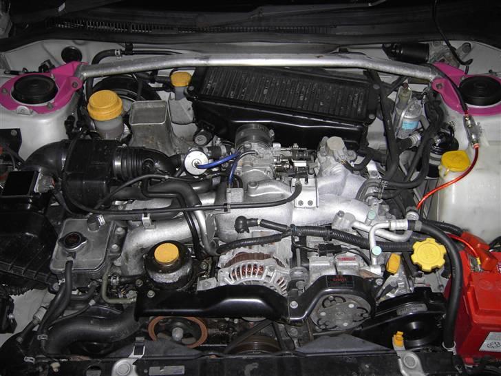 Subaru Impreza - SOLGT - Det er her alt det sjove foregår :D lyder bare blær sådan en boxer motor! billede 9