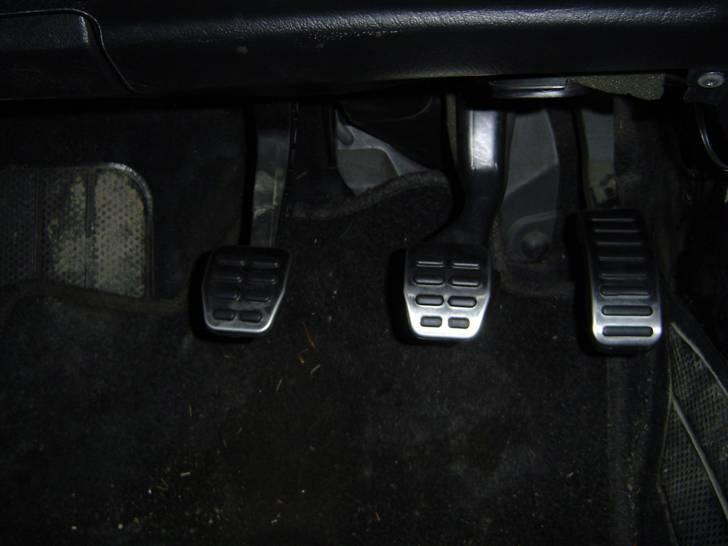 VW Golf 3 - SOLGT! - Originale VW sportpedaler  billede 10