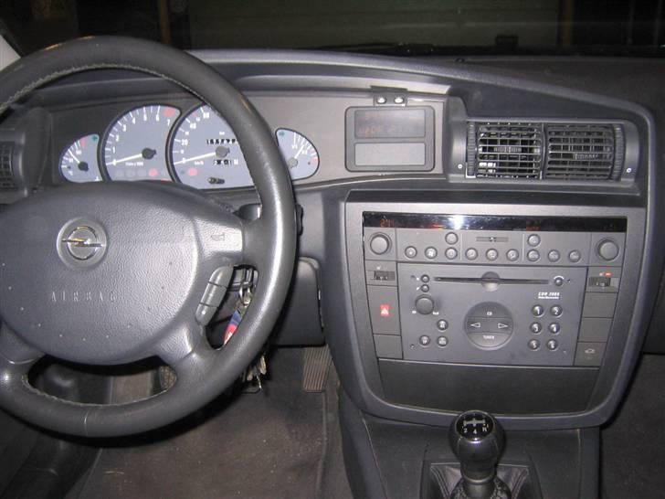 Opel Omega billede 5