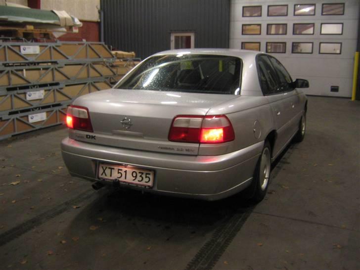 Opel Omega billede 10