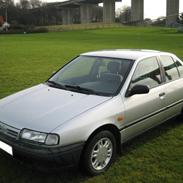 Nissan Primera 1,6E