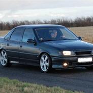 Opel Vectra *SOLGT*