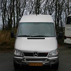 Mercedes Benz sprinter