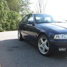 BMW 320i SOLGT