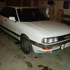 Audi 90