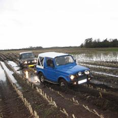 Suzuki SJ413 (solgt)