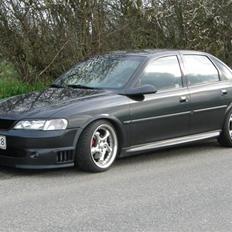Opel Vectra B    SOLGT