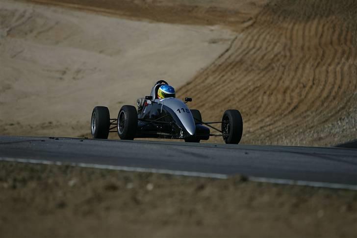 Subaru Impreza AWD Sport - JA! Jeg ved godt hvordan man træder på pedalerne og drejer på rattet. billede 17