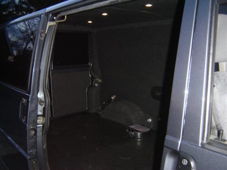 VW Transporter Tdi  "SOLGT" billede 2