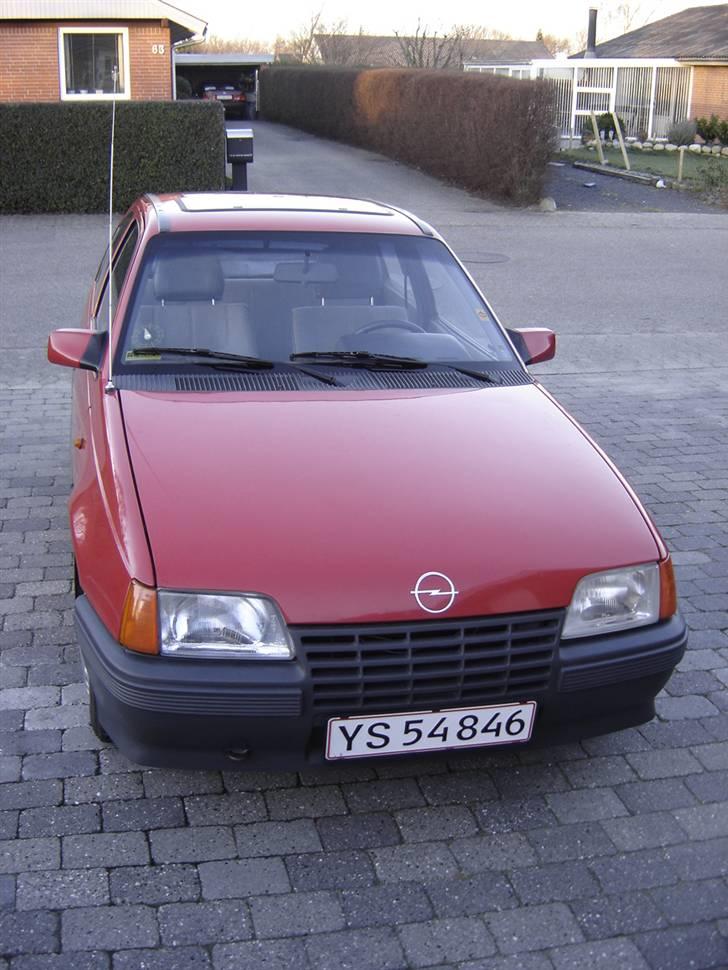 Opel Kadett E- SOLGT billede 7