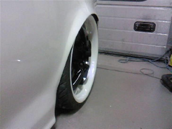 Audi A3 "CLEAN LINE"*SOLGT* - Så er fælgene Blevet malet :) Er rigtig glad for resultatet, selvom de fleste nok vil synes jeg er dybt åndssvag at male chromfælge billede 16