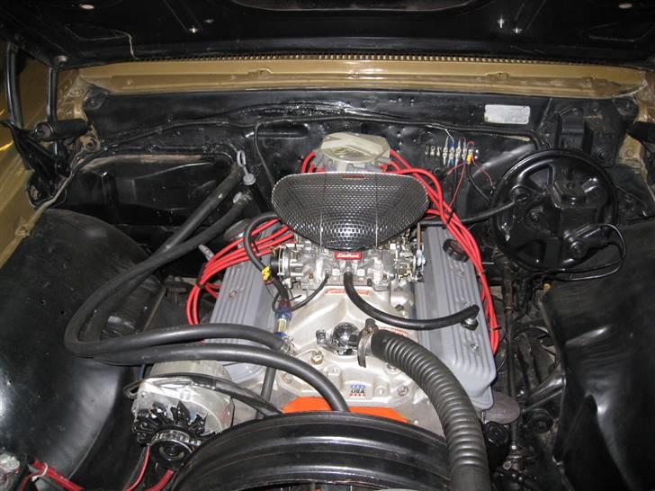 Chevrolet El Camino - Lige et mere af motoren  billede 7