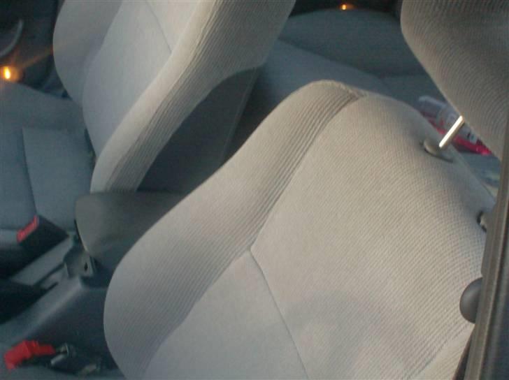 Mazda 626 solgt billede 10