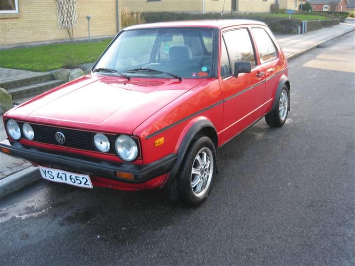 VW GOLF 1 (SOLGT) billede 5