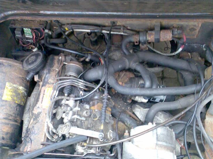 VW T3 Caravelle - Motor, desværre død... billede 11