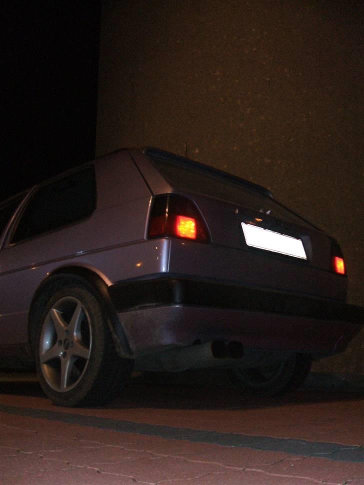 VW Golf 2 1,8 GTI - SOLGT ! billede 17