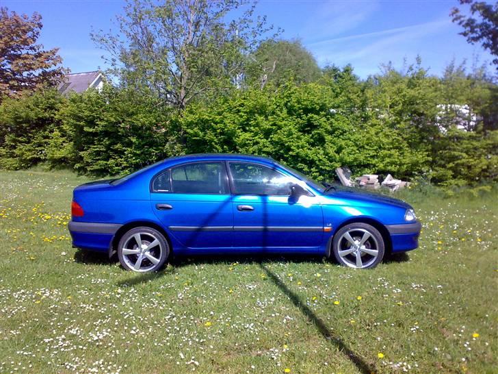 Toyota Avensis T22 PS2 SOLGT :( billede 5