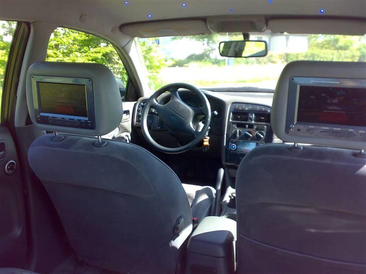 Toyota Avensis T22 PS2 SOLGT :( - 2 stk. nakkestøtter med inbygget 7" skærm billede 7