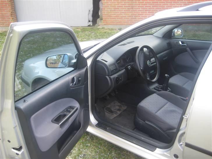 Skoda Octavia Ambiente (combi) billede 7