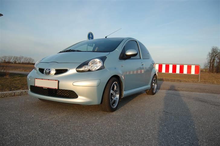 Toyota Aygo + billede 1
