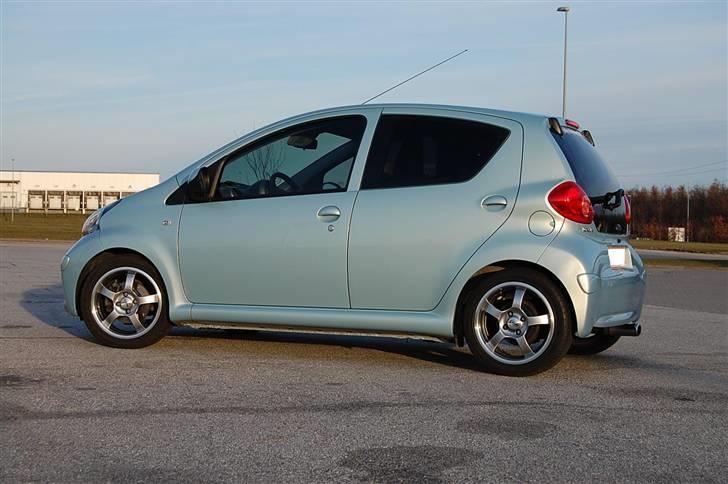 Toyota Aygo + billede 2