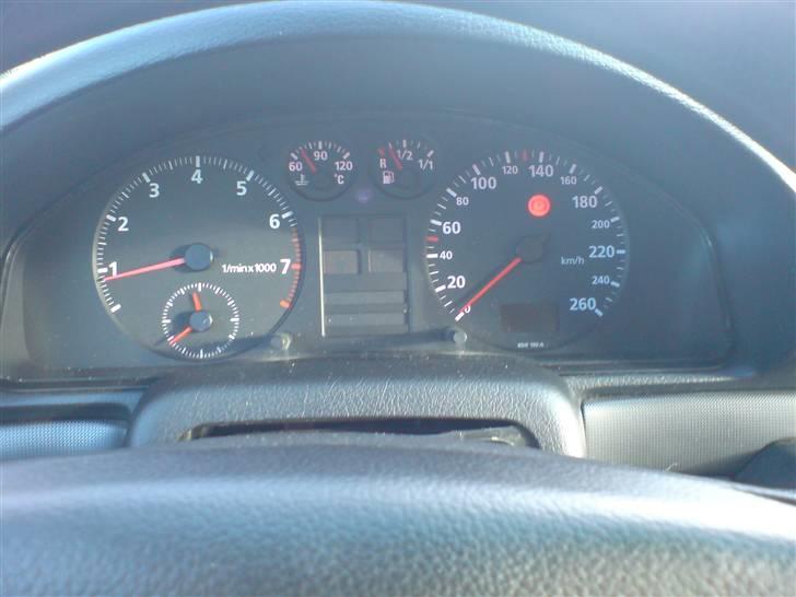 Audi A4 Limousine billede 12