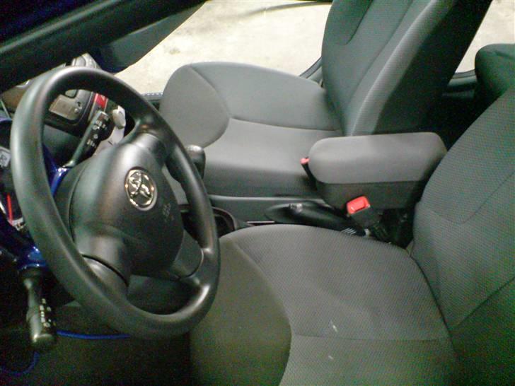 Toyota Aygo+ Blue ***SOLGT*** - Midterarmlæn som også er ekstraudstyr billede 4