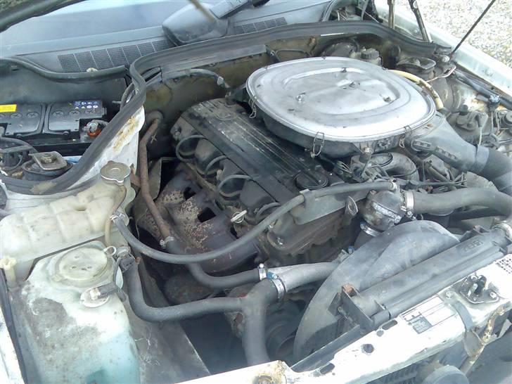 Mercedes Benz 190E 2.0  billede 10