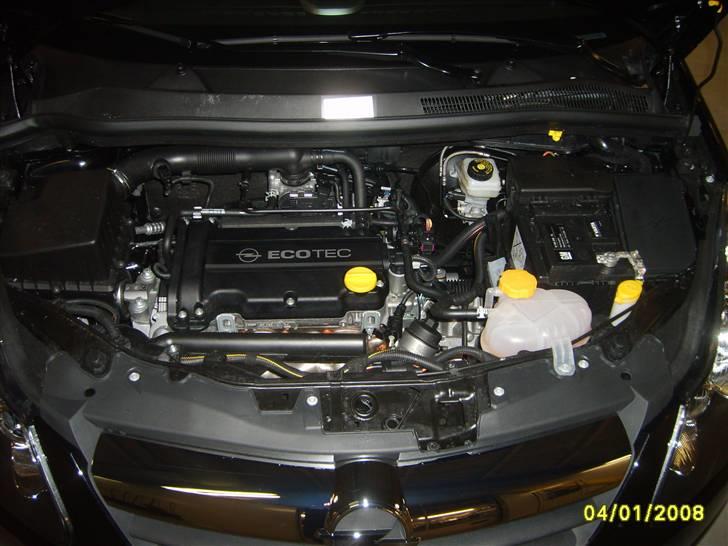 Opel Corsa D 1,4 Sport 5 Dr. billede 4