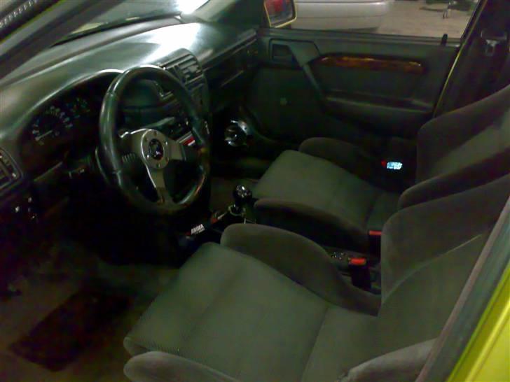 Opel Vectra 2000 Turbo *SOLGT* - Kabinen efter en meget tiltrængt klargøring :-) billede 8