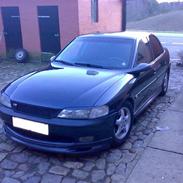 Opel Vectra b 2.5 V6