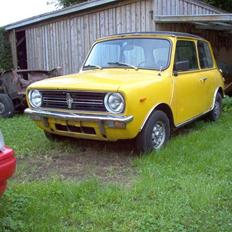 Austin-Morris mascot clubman