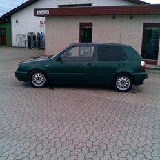 VW Golf 3 1,8 solgt